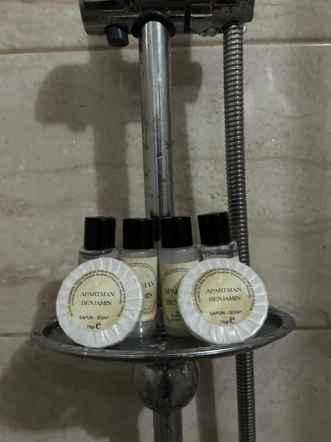 דירות טוזלה Apartman De Luxe מראה חיצוני תמונה